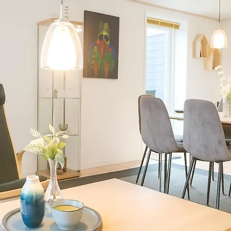 Fiskerhuset I - I Byen, Ved Stranden Hébergement de vacances *